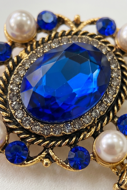 Royal Blue Gemstone & Pearl Lapel Chain Brooch