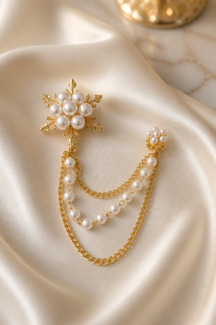 Elegant Pearl and Gold Lapel Chain Brooch
